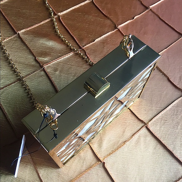 Sondra Roberts Gold Clutch - Picture 5 of 9